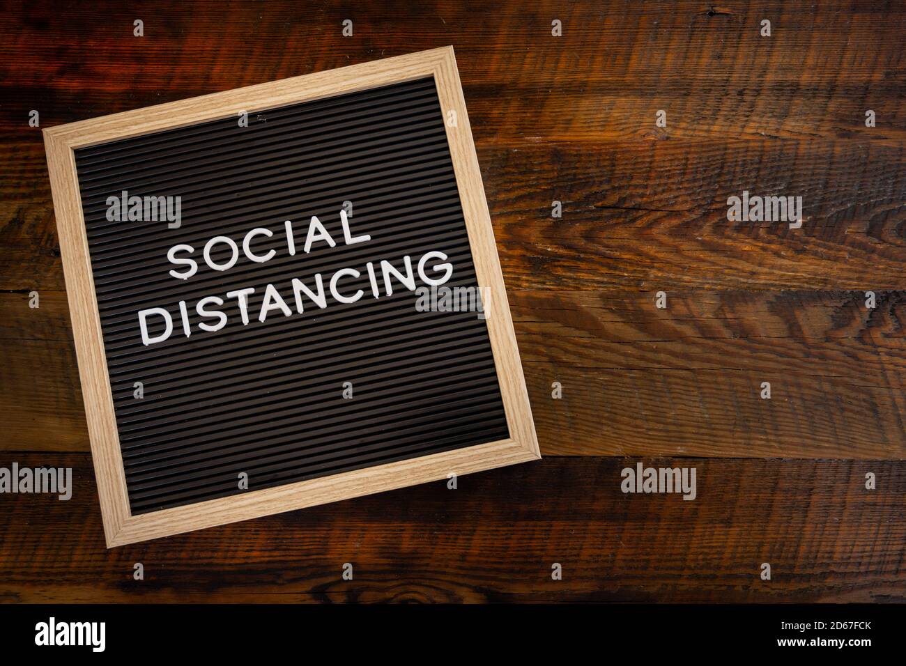 Social Distancing Message Distancing message hi-res stock photography and images - Alamy
