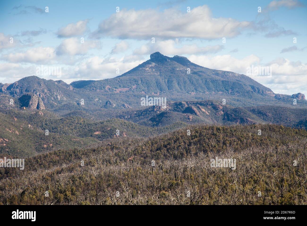 Mt Exmouth 16m From Whitegum Lookout Warrumbungle National Park Nsw Stock Photo Alamy