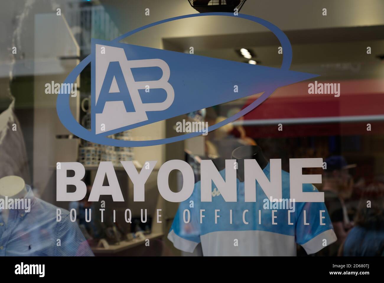 Bayonne , Aquitaine / France - 10 10 2020 : Aviron Bayonnais text sign and  logo on shop windows of fashion accessories clothing of Rugby Pro Stock  Photo - Alamy