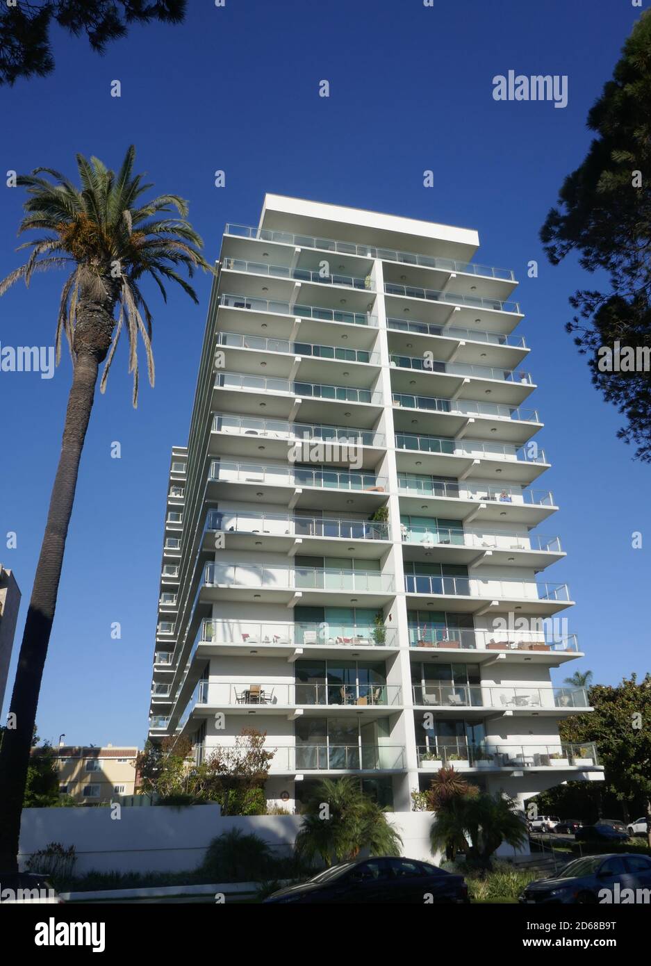 Santa Monica, California, USA 14th October 2020 A General view of atmosphere of Actor William Holden's Former and final home, the building he owned and where he died, at 535 Ocean Avenue in Santa Monica, California, USA. Photo by Barry King/Alamy Stock Photo Stock Photo