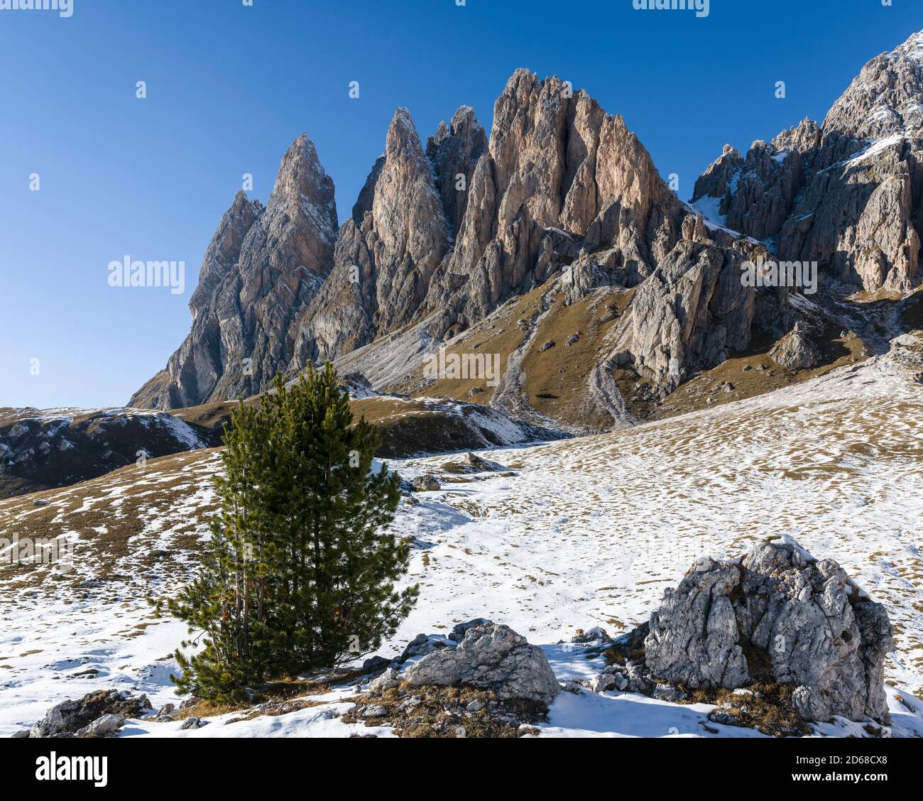 Geisler mountain range - Odle in the Dolomites of the Groeden Valley - Val Gardena in South Tyrol - Alto Adige.   The Dolomites are listed as UNESCO W Stock Photo