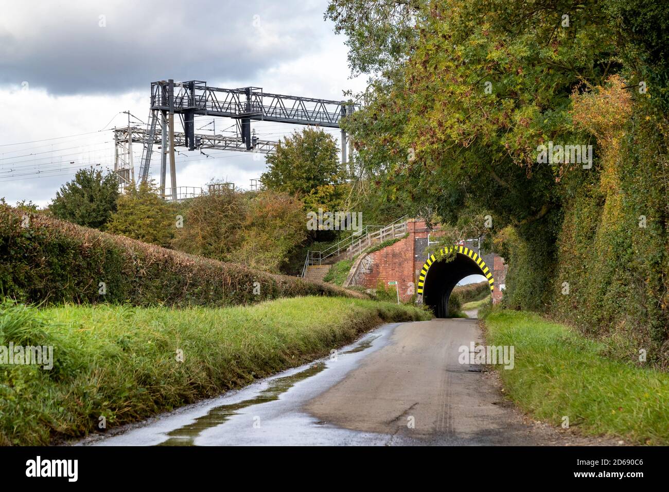 Bridge under railway lines on Bozenham Mill Ln, Northampton NN7 2JW  near Hartwell, Northamptonshire, England, UK. Stock Photo