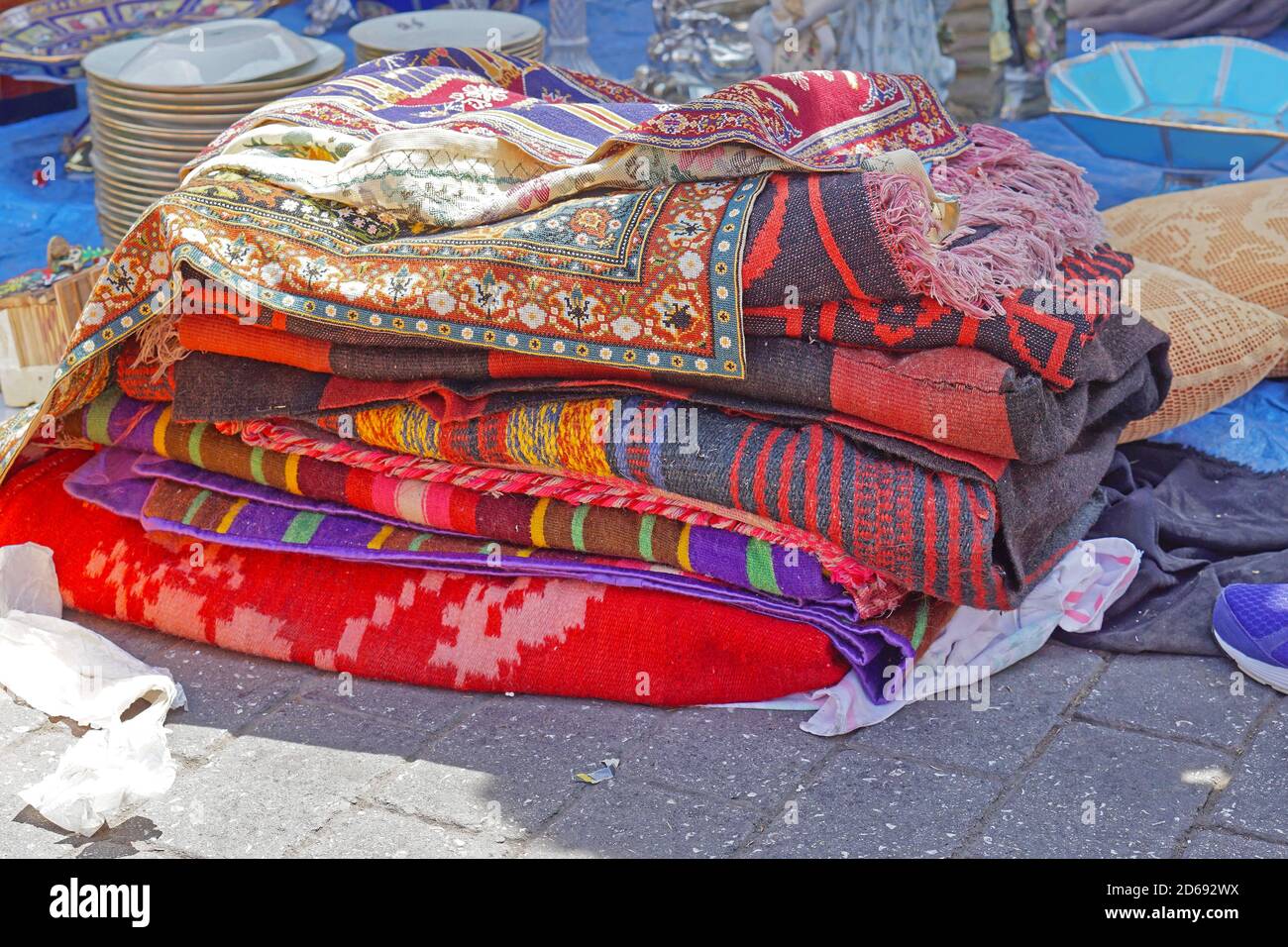 Used Clothes Rugs Second hand rugs hi-res stock photography and images - Alamy