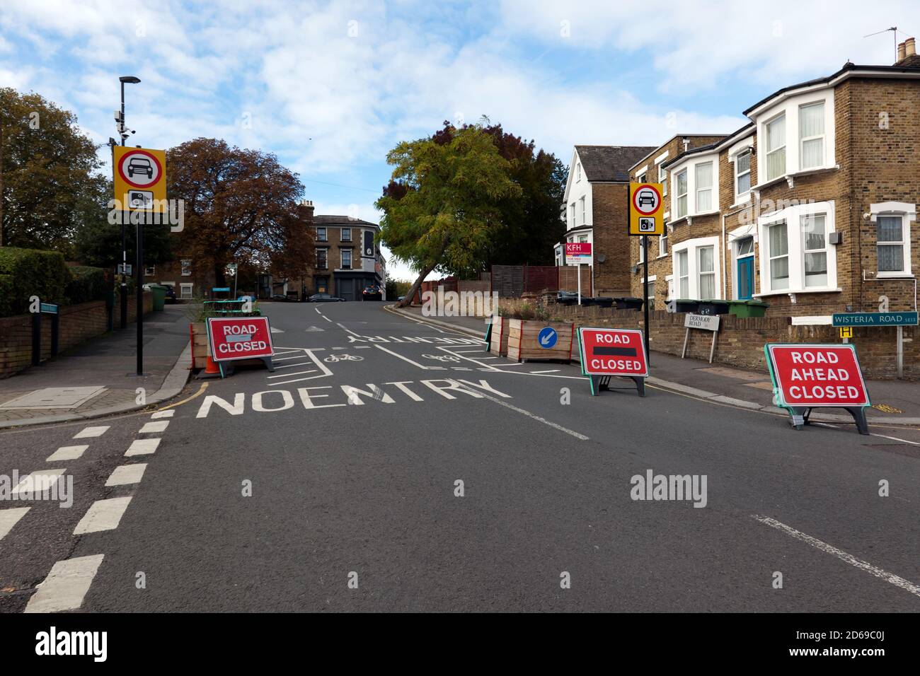 Low Traffic Neighbourhoods imposed by Lewisham Council at Dermody Road as an emergency response to the Covid-19 Pandemic Stock Photo