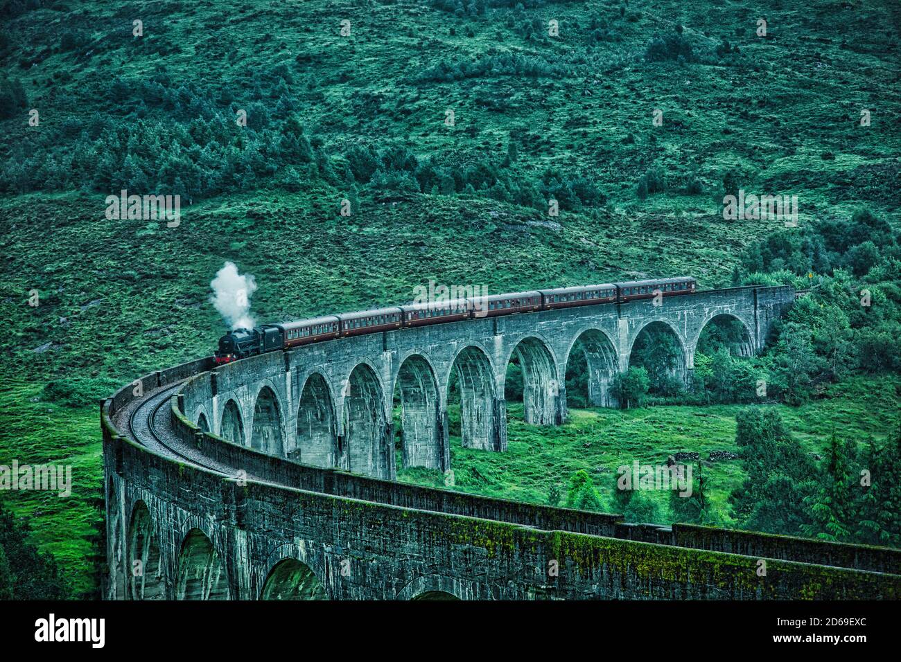 Harry Potter, Hogwarts Express, train, viaduct, Scotland Photo -