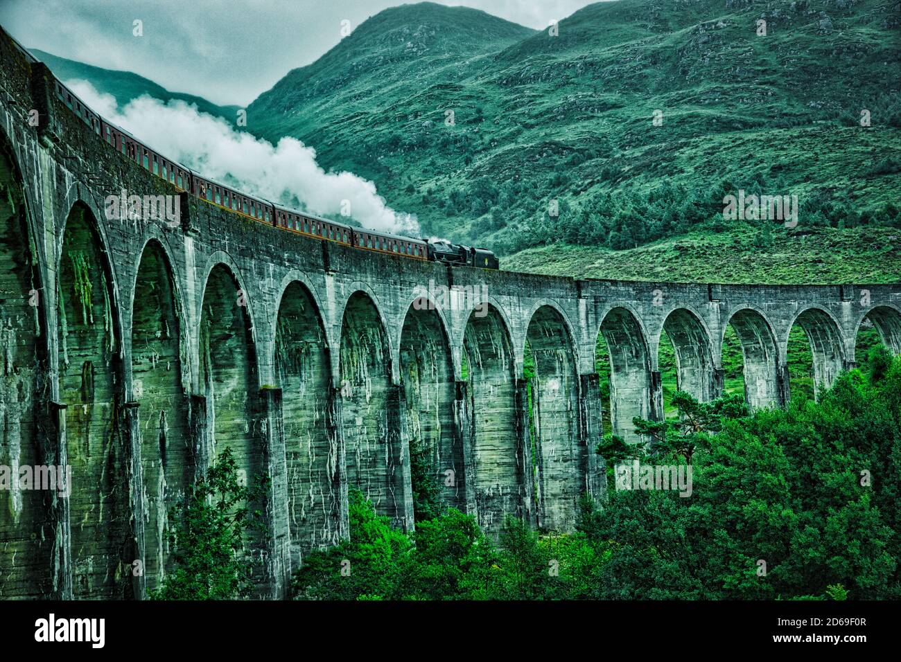 Harry Potter, Hogwarts Express, train, Glennfinnan viaduct, Scotland