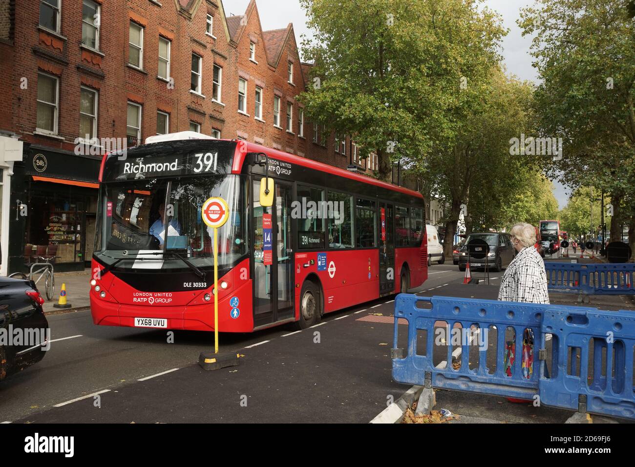 Dedicated lane bus stop hires stock photography and images Alamy