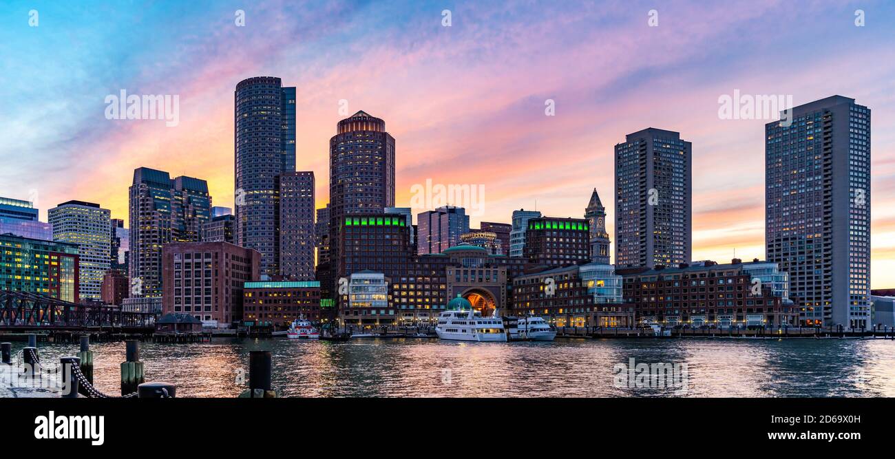 Boston Downtown Skyline Panorama High Resolution Stock Photography And Images Alamy Boston Downtown Skyline Panorama High Resolution Stock Photography And Images Alamy