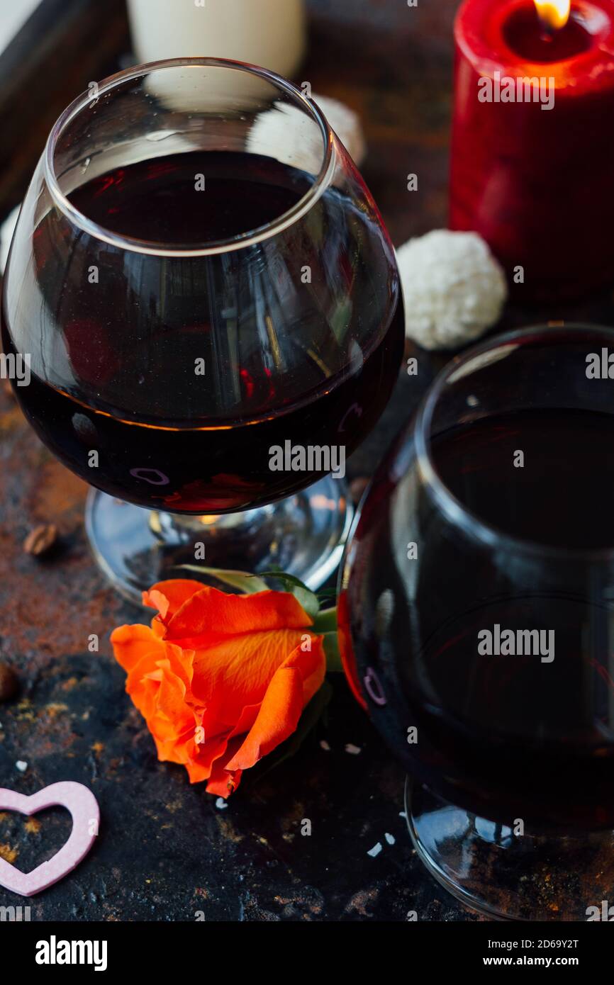 Romantic drink for couple juice in glasses Stock Photo Alamy