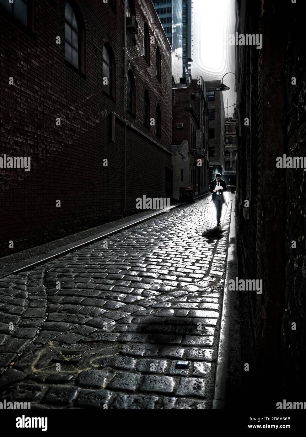 Dark Alley High Resolution Stock Photography And Images Alamy