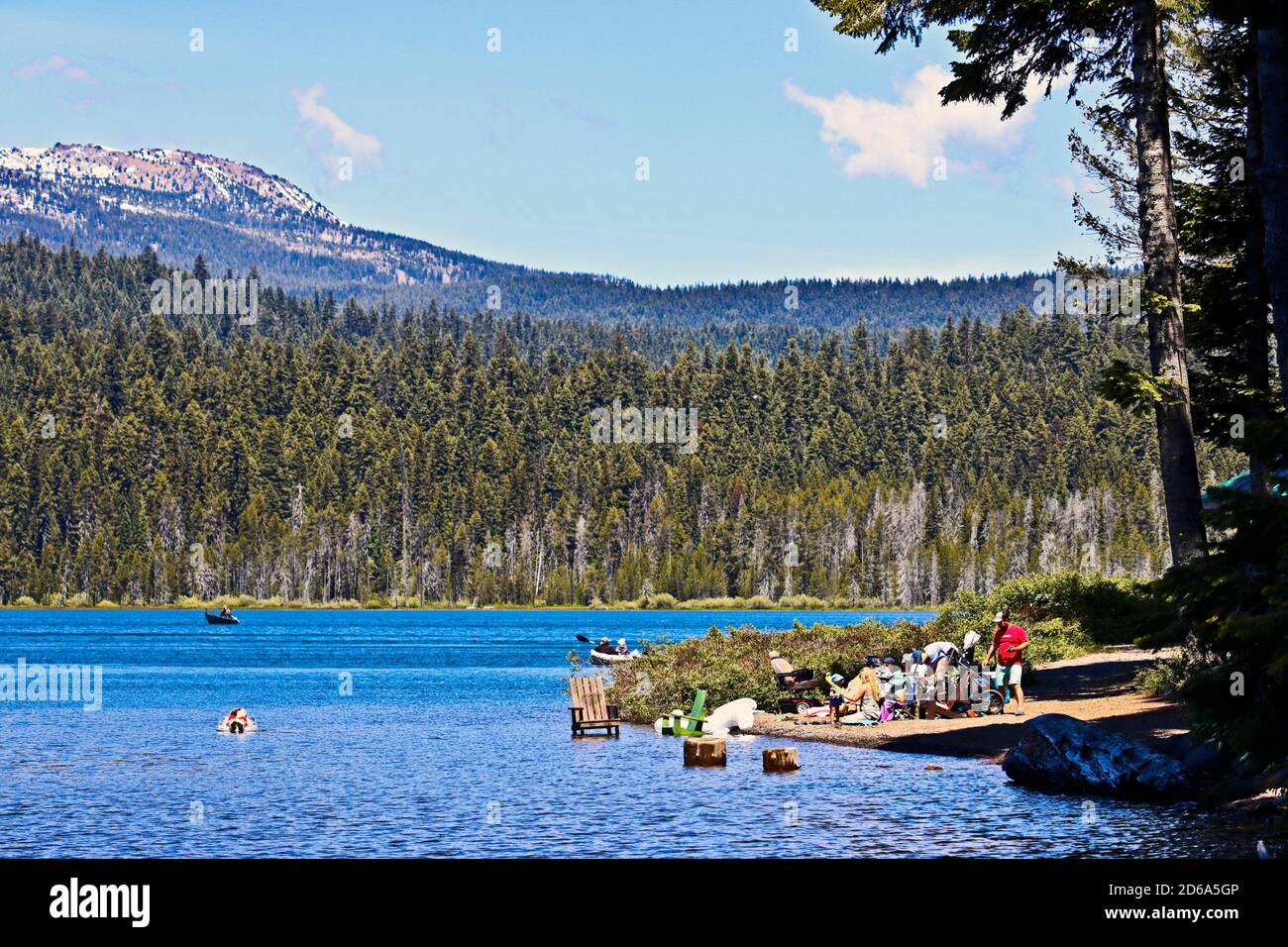Lake of the Woods in Southern Oregon Stock Photo Alamy