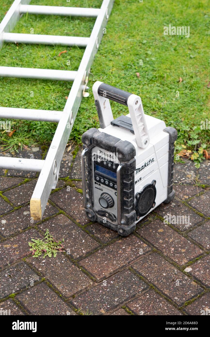 Builders radio hi-res stock photography and images - Alamy