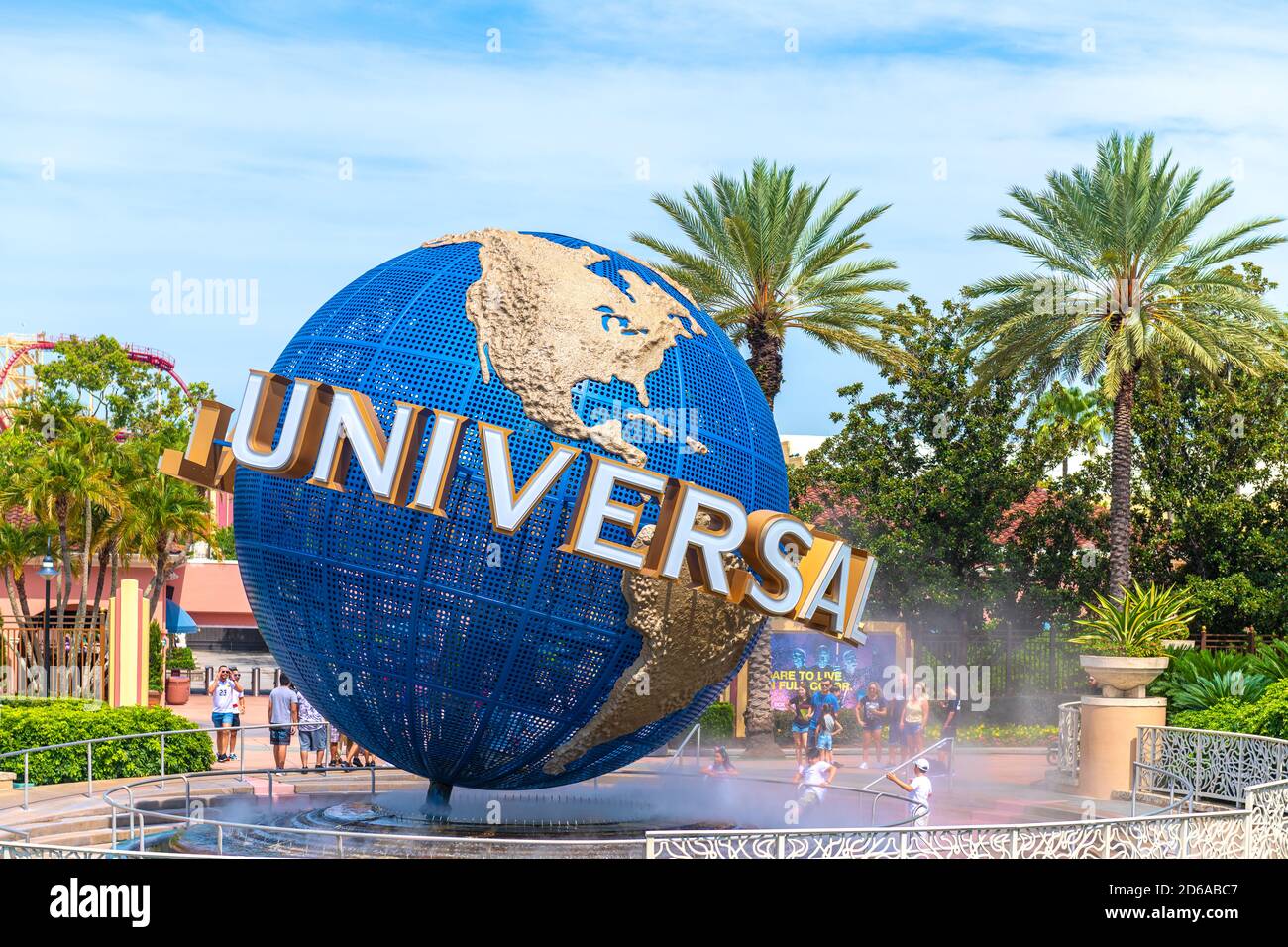Universal theme park hi-res stock photography and images - Alamy