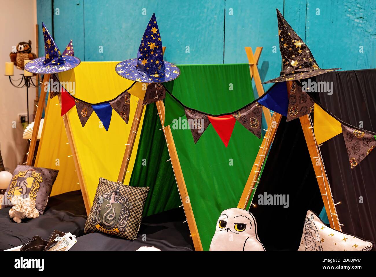 Townsville entertainment centre hires stock photography and images Alamy