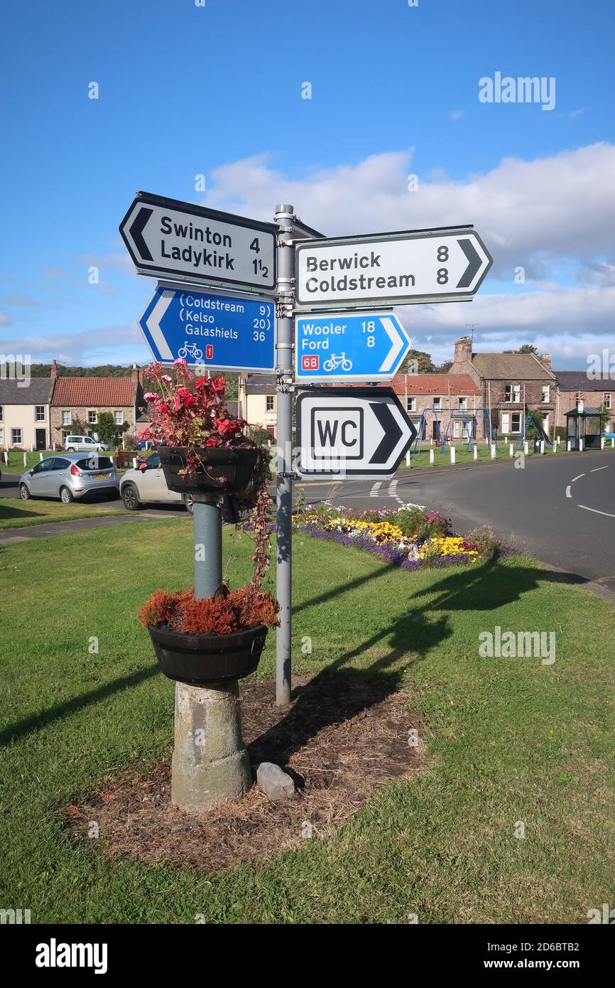 Scottish border sign anglo scottish border hi-res stock photography and ...