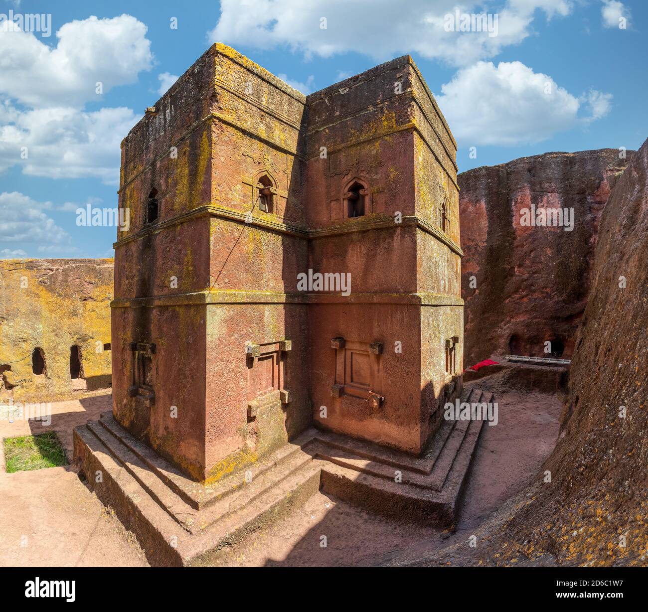 Rockhewn Church of Saint in the shape of a cross, Bete monolithic church in