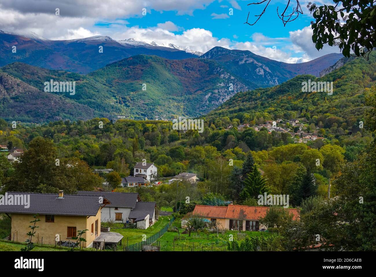 Village Tres High Resolution Stock Photography And Images Alamy