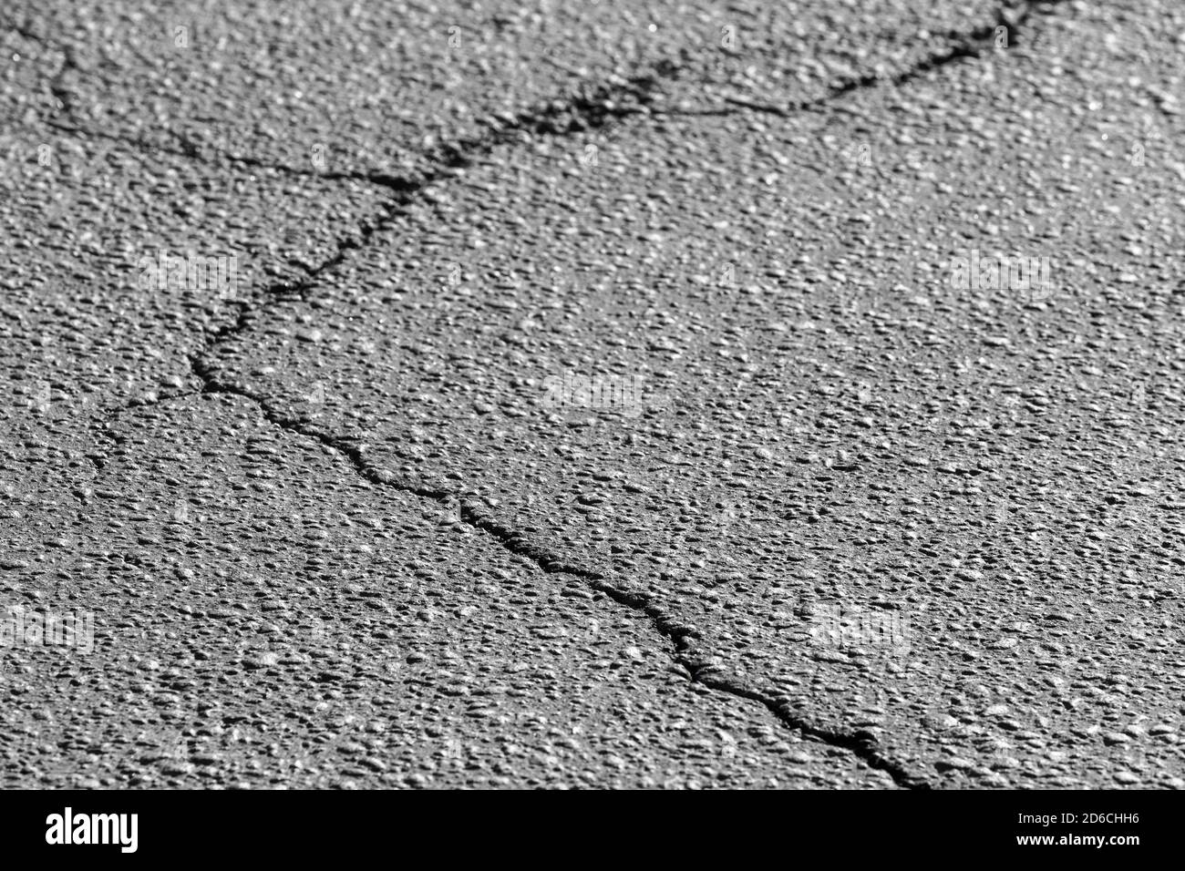 Concrete driveway cracks hires stock photography and images Alamy