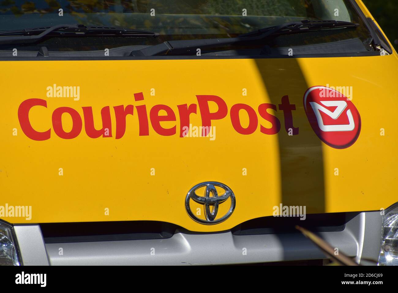 nz post courier delivery times saturday