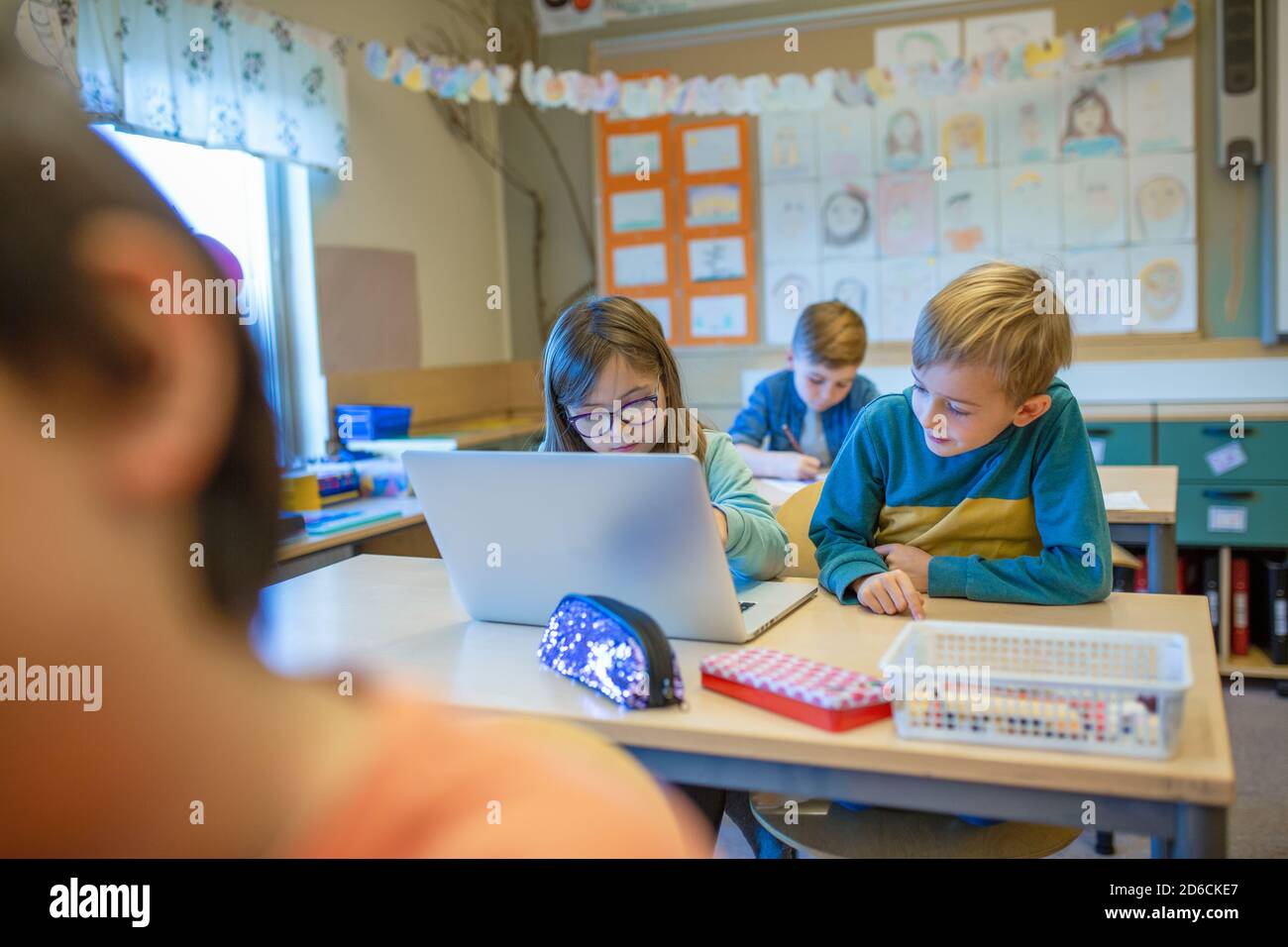 Children in classroom Stock Photo - Alamy
