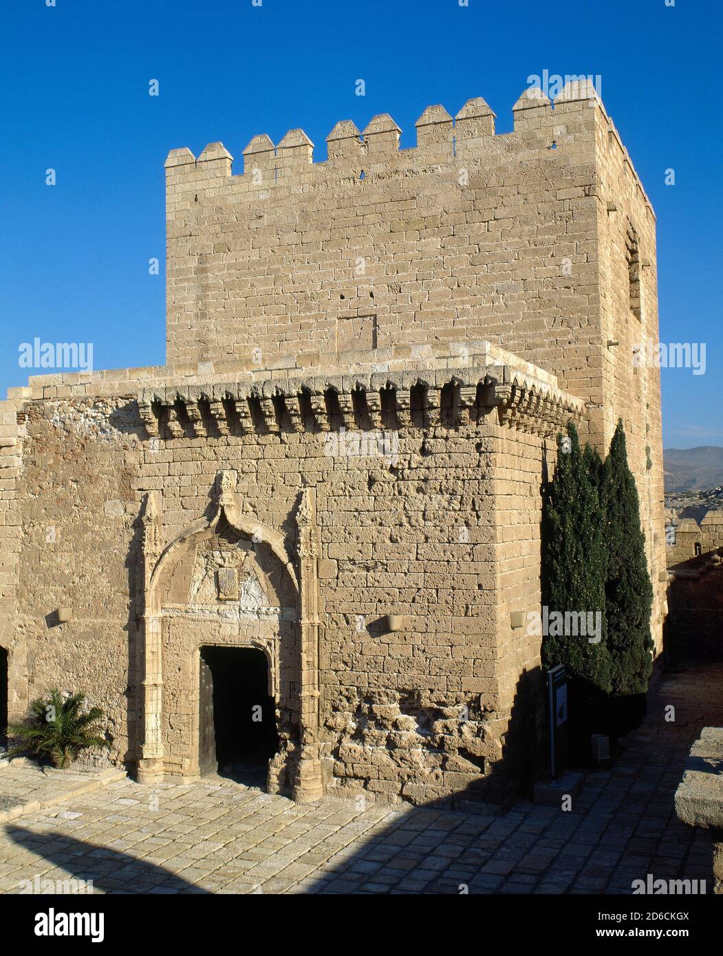 Spain, Andalusia, Almeria. The Alcazaba. Fortified complex whose construction was commissioned by the Caliph of Cordoba, Abd ar-Rahman III in 995 and finished by Hayran, taifa king of Almeria, in the 11th century. The complex was enlarged under calihp Al-Mansur and, later, under Al-Jairan. Gothic entrance to the Homage Tower.e Stock Photo
