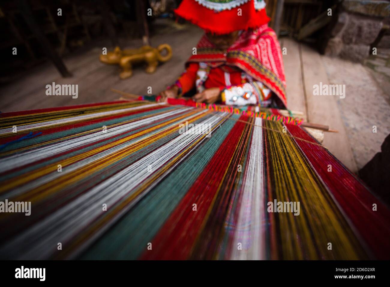 Ancient peruvian textile hi-res stock photography and images - Alamy