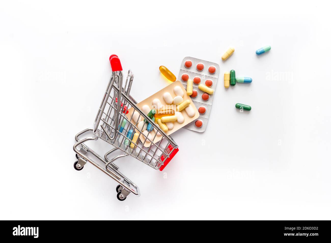 https://c8.alamy.com/comp/2D6D3D2/online-pharmacy-shopping-concept-basket-with-pills-and-medicine-2D6D3D2.jpg