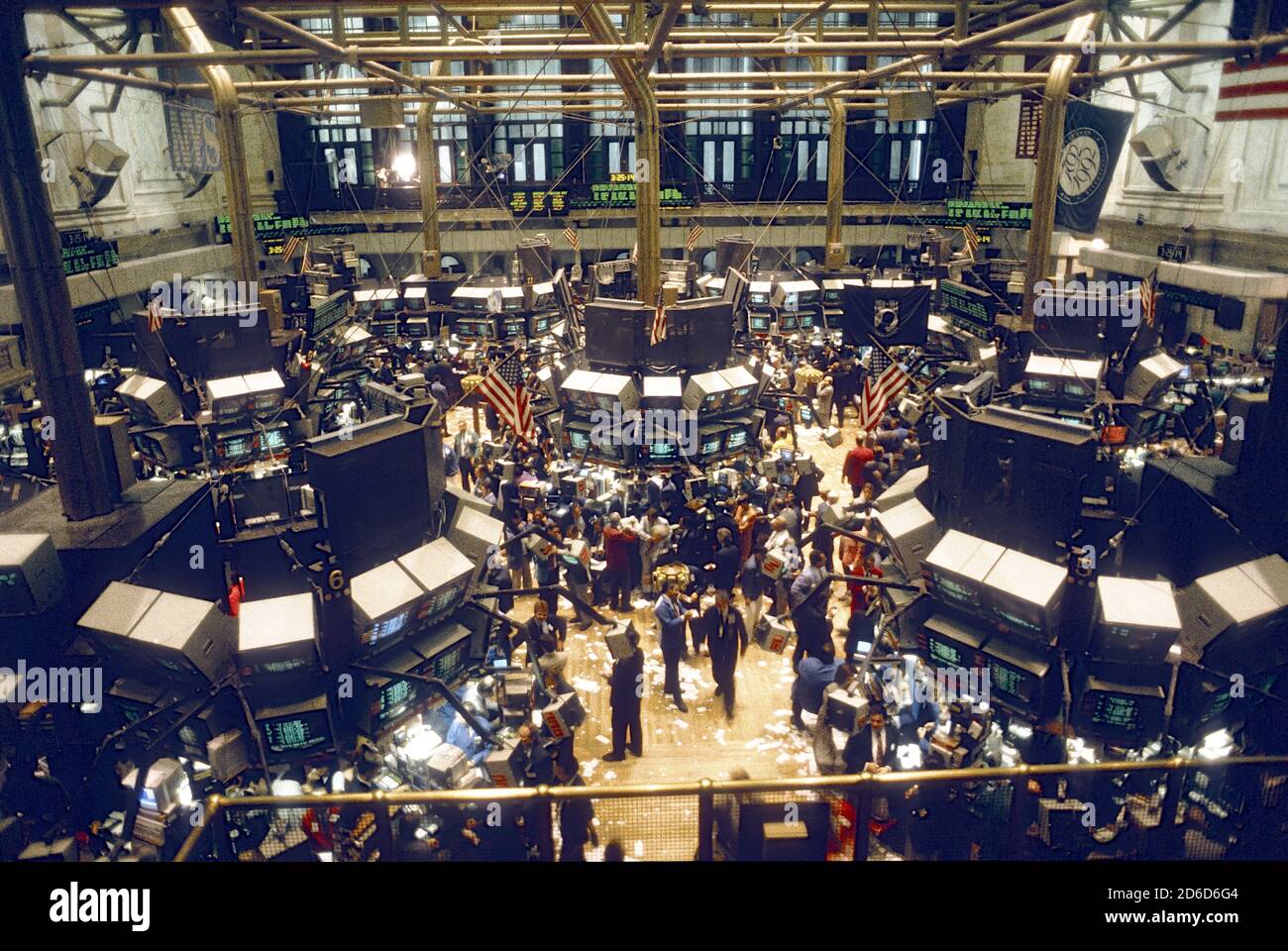 26.06.1994, New York City, New York, USA - New York Stock Exchange. 0AD940626D002CAROEX.JPG [MODEL RELEASE: NO, PROPERTY RELEASE: NO (c) caro images / Stock Photo
