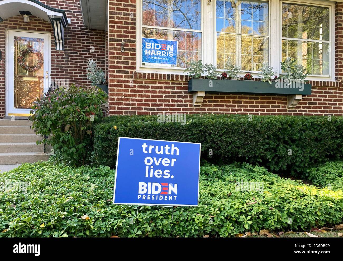 Political Yard Signs for the presidential election in the