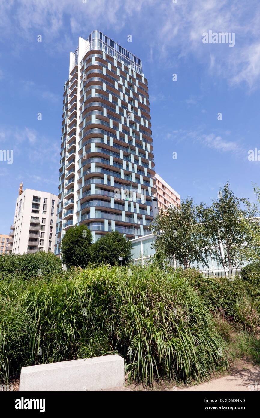 Lewisham leisure centre hi-res stock photography and images - Alamy