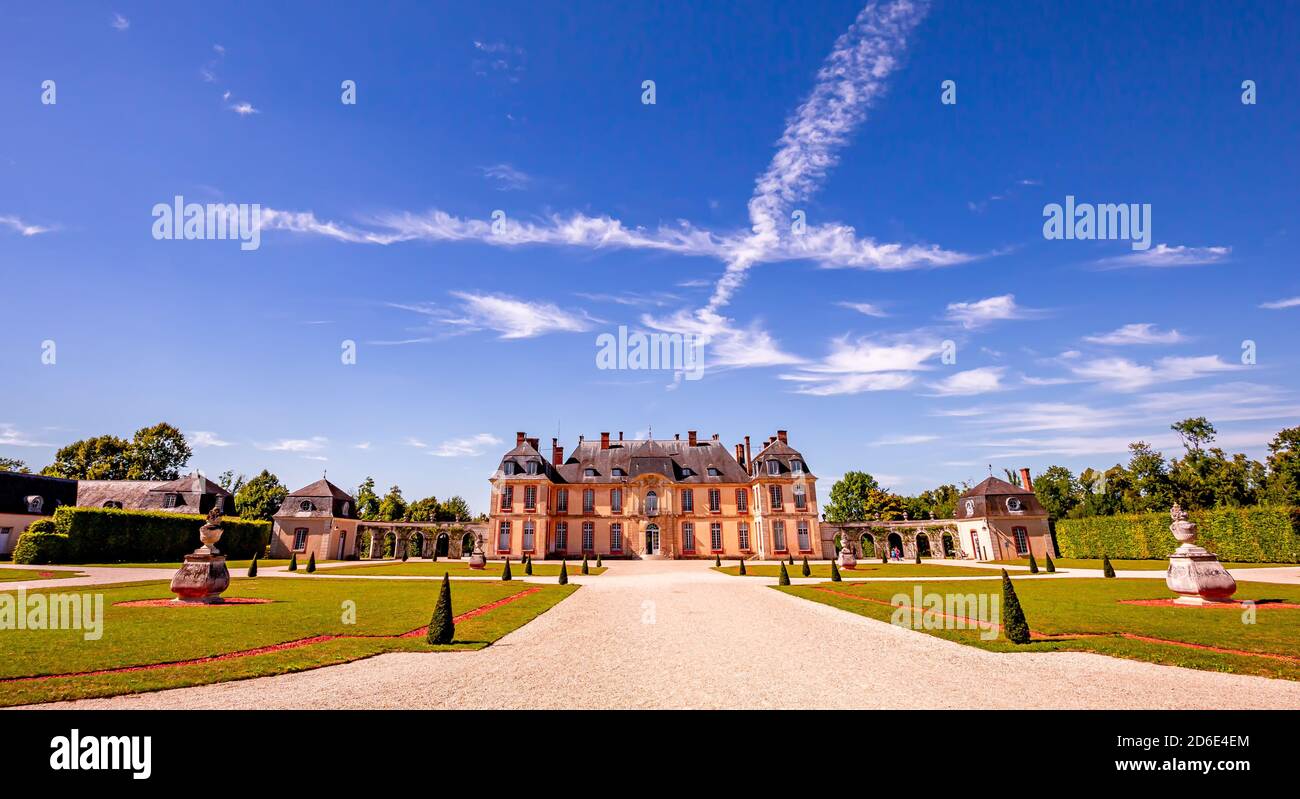 LA MOTTE TILLY, FRANCE, AUGUST 07, 2016 : exteriors and gardens of La ...