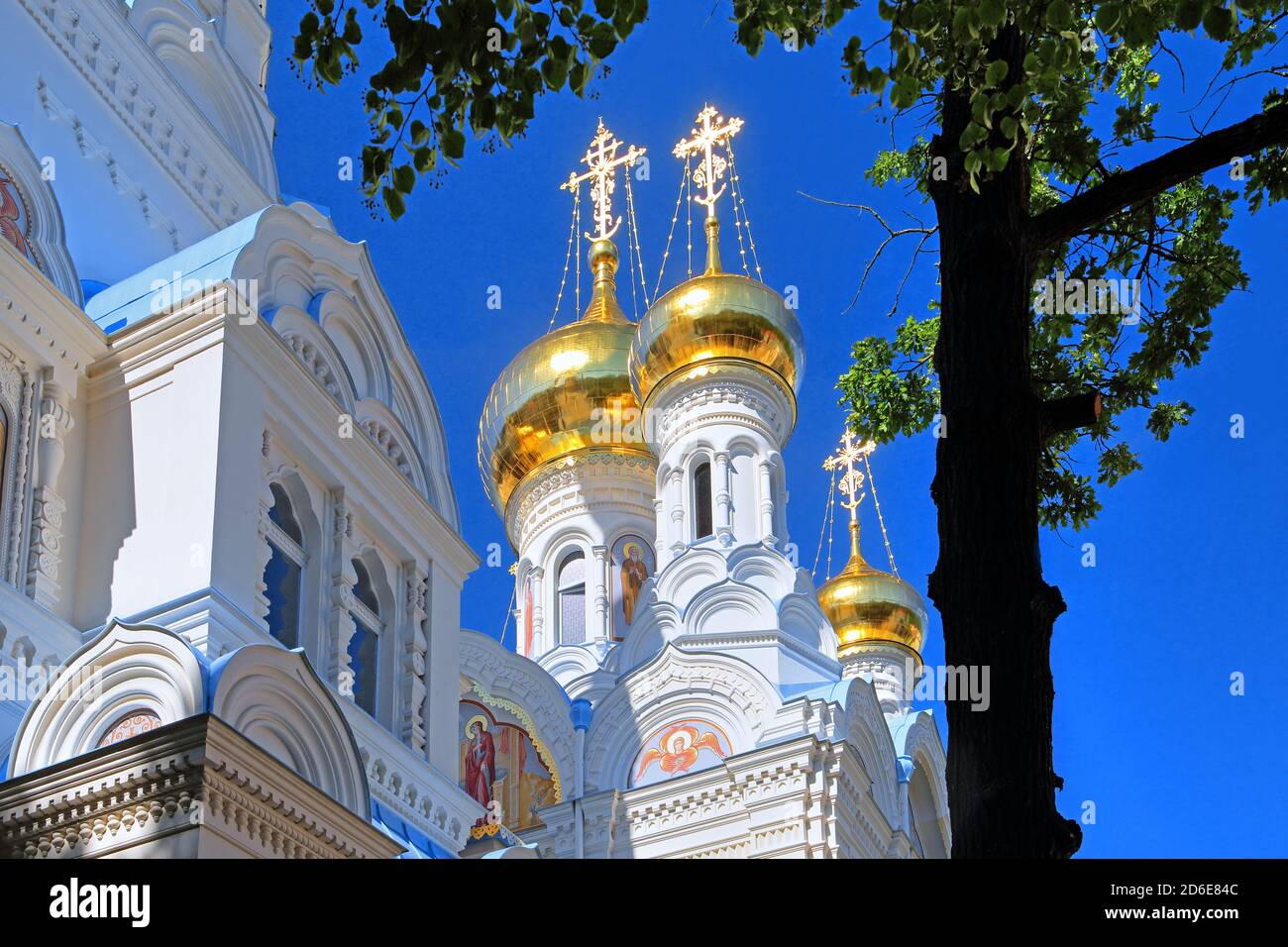 Onion domes of the Russian Church, Karlsbad, Spa Triangle, Bohemia, Czech Republic Stock Photo