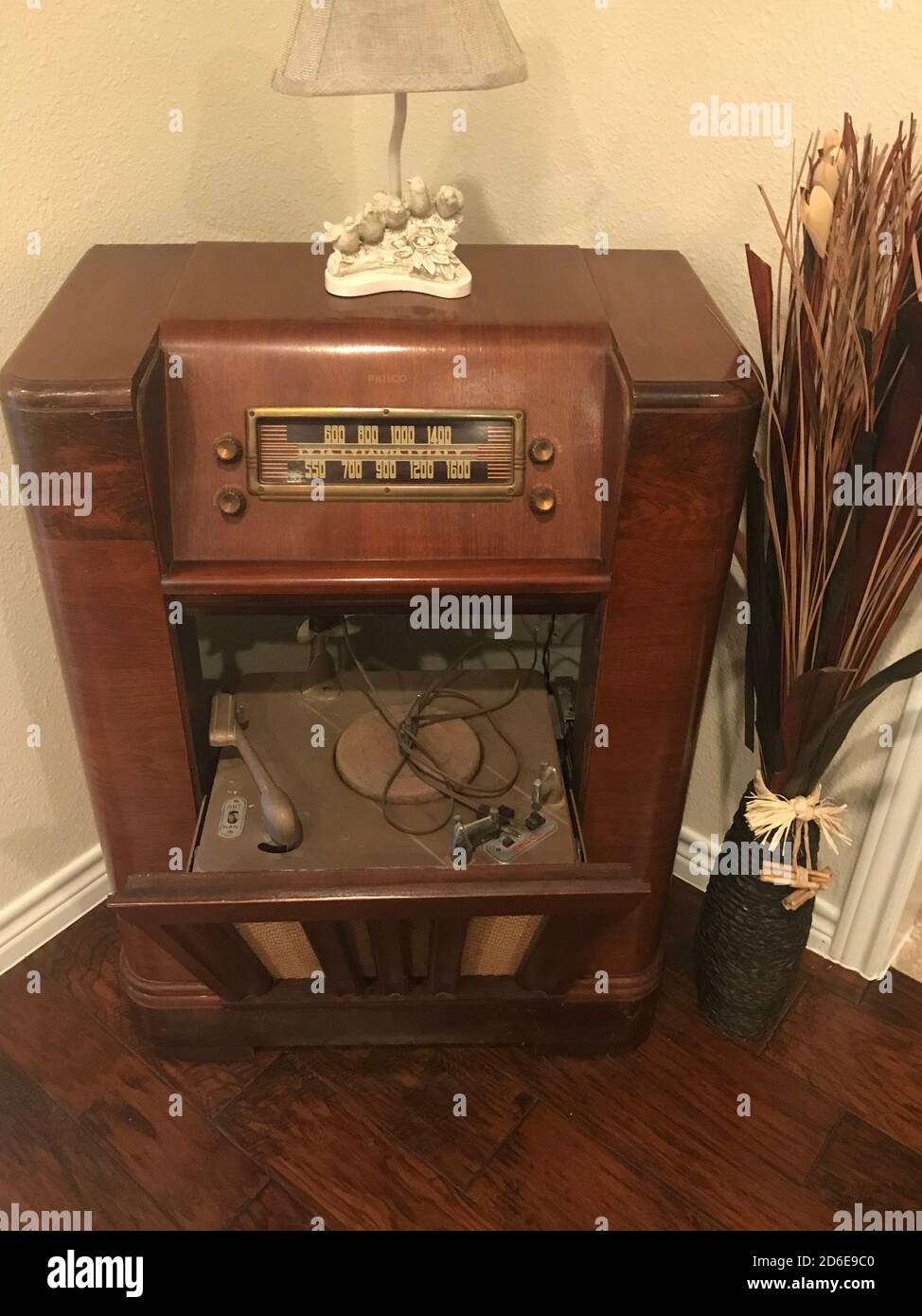 Vintage record player and radio in a cabinet Stock Photo