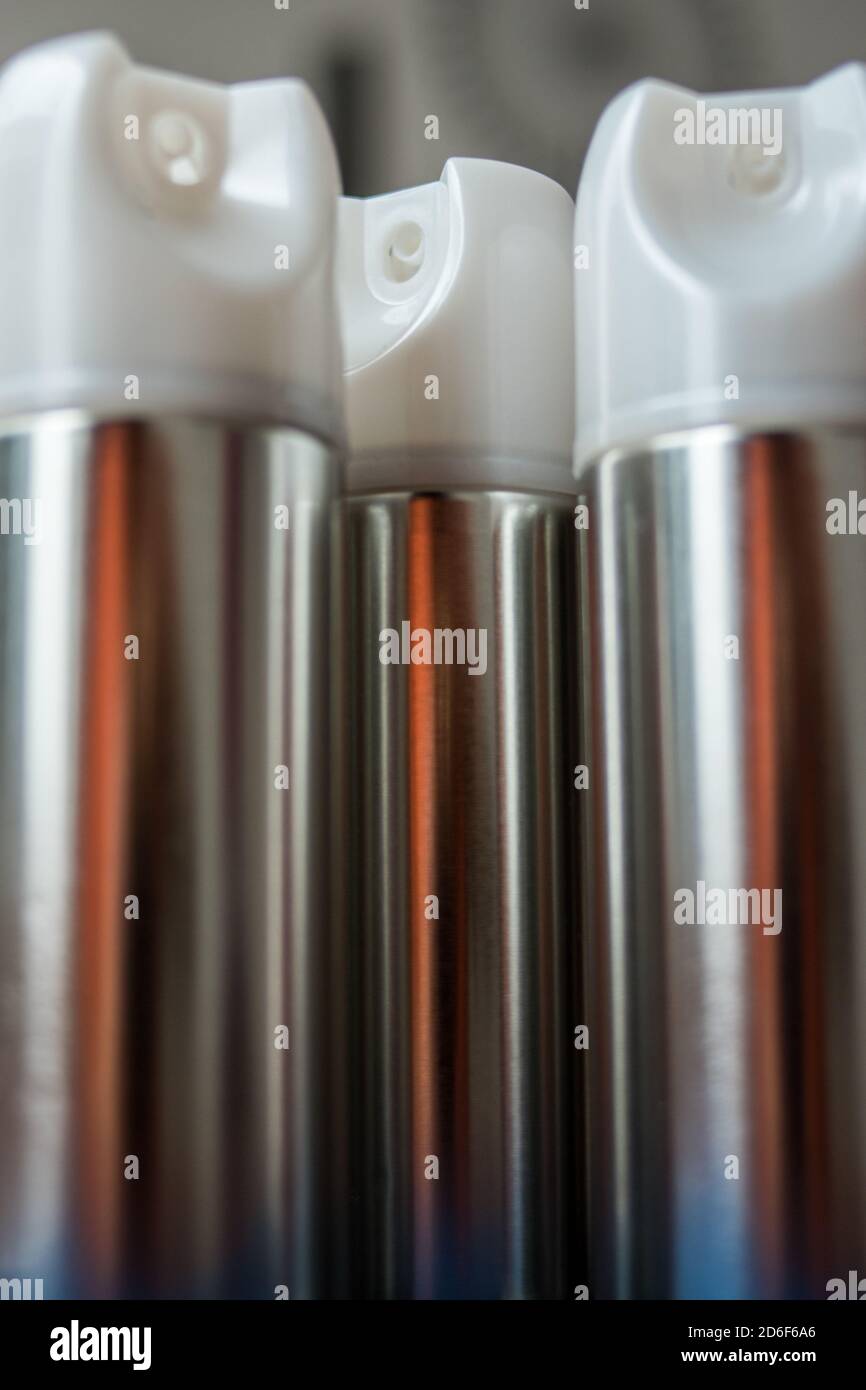 Aerosol cans hi-res stock photography and images - Alamy