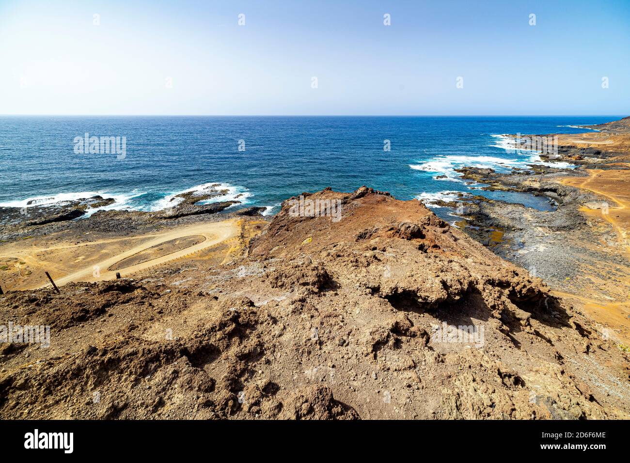 View of 'Lomo de los dos morros' on the coast of 'La Isleta' - peninsula north of Las Palmas, Gran Canaria, Spain Stock Photo
