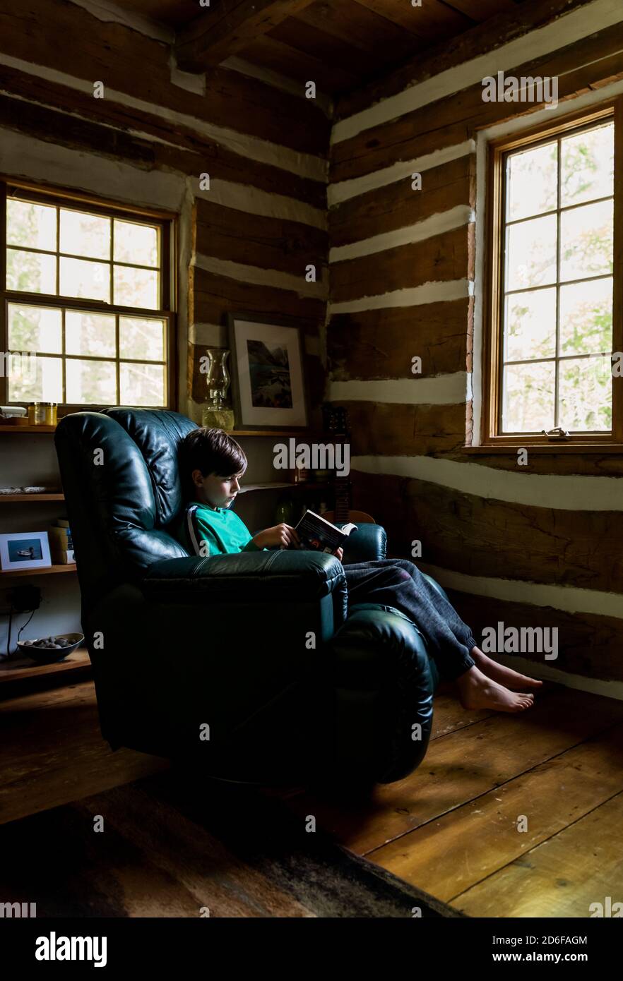 Recliner chair hi res stock photography and images Alamy