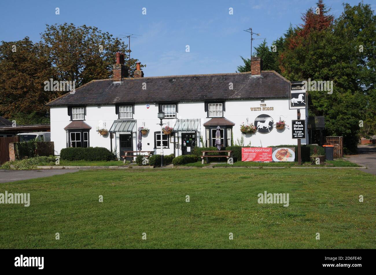 The White Horse, Eaton Bray, Bedfordshire Stock Photo Alamy