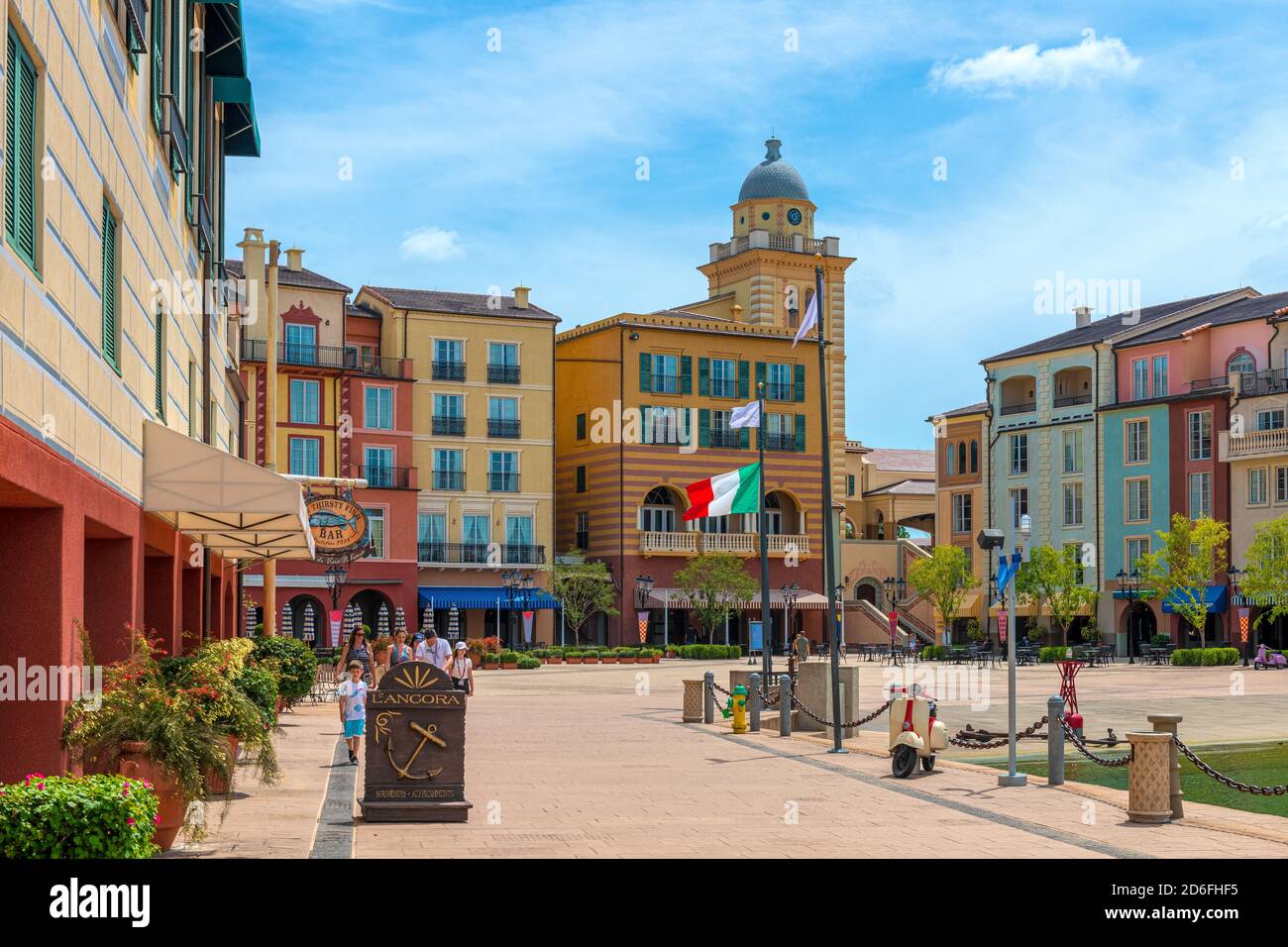Loews Portofino Bay Hotel at Universal Orlando. Alamy EXCLUSIVE image