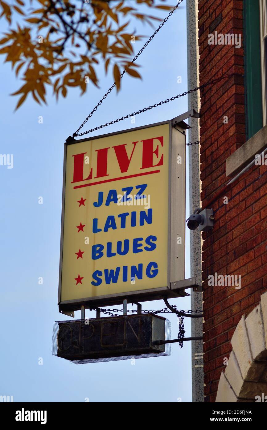 Milwaukee neighborhood hires stock photography and images Alamy