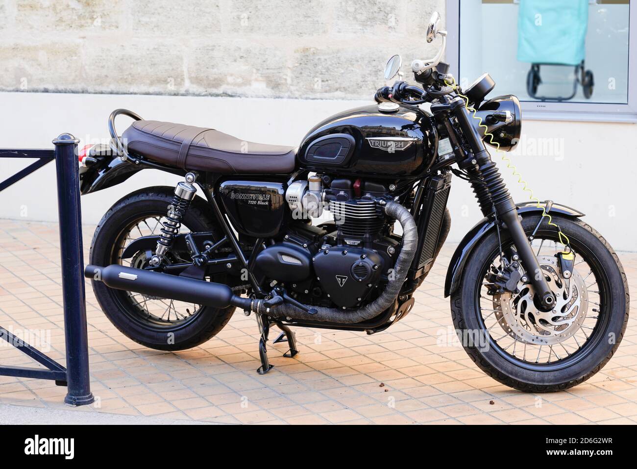 Triumph 2024 bonneville retro