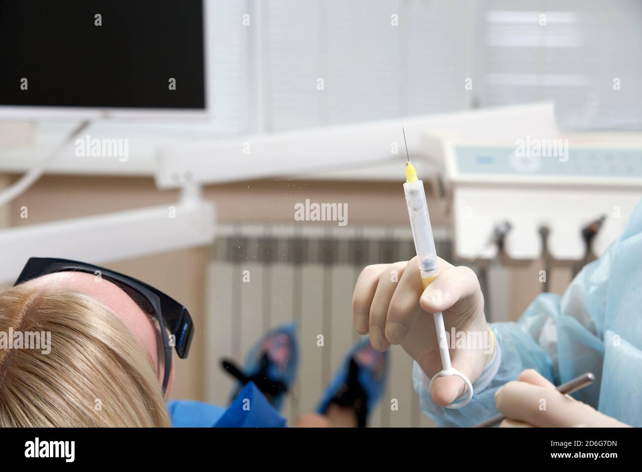 Dental syringe hires stock photography and images Alamy