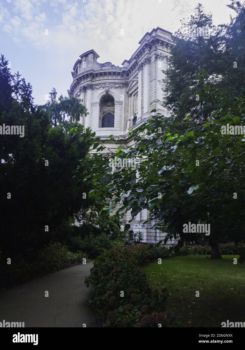 LONDON, UNITED KINGDOM - Sep 19, 2020: different angle of st pauls cathedral with a nice garden Stock Photo