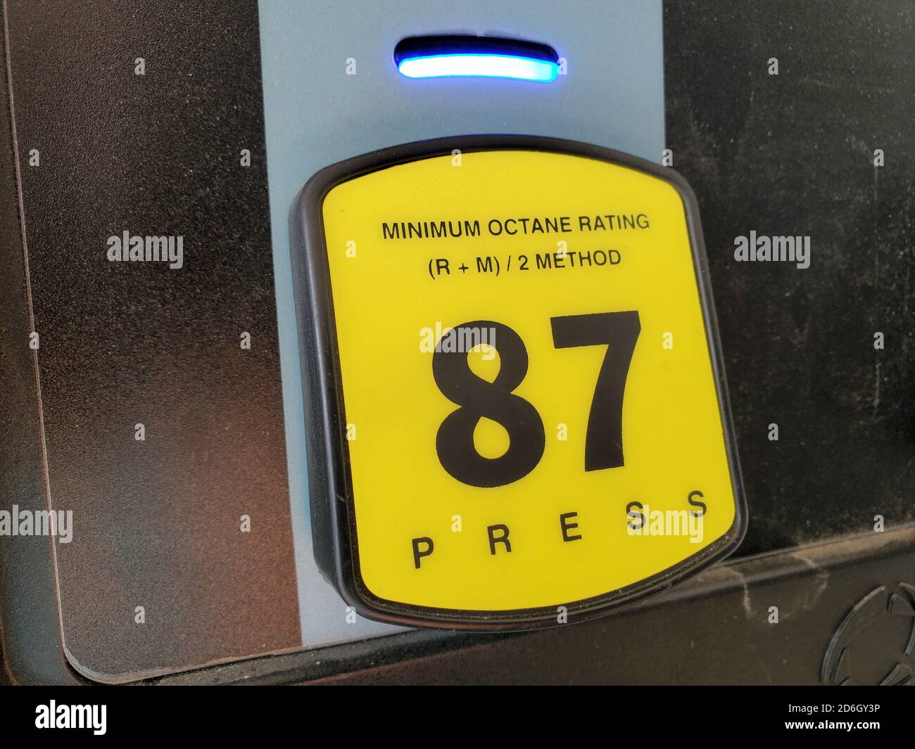Gas pump octane rating hires stock photography and images Alamy