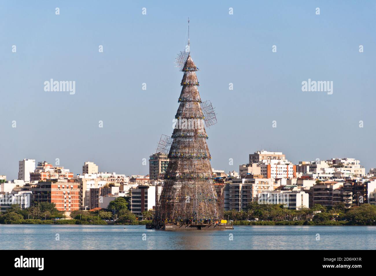 Rodrigo de freitas lagoon christmas tree