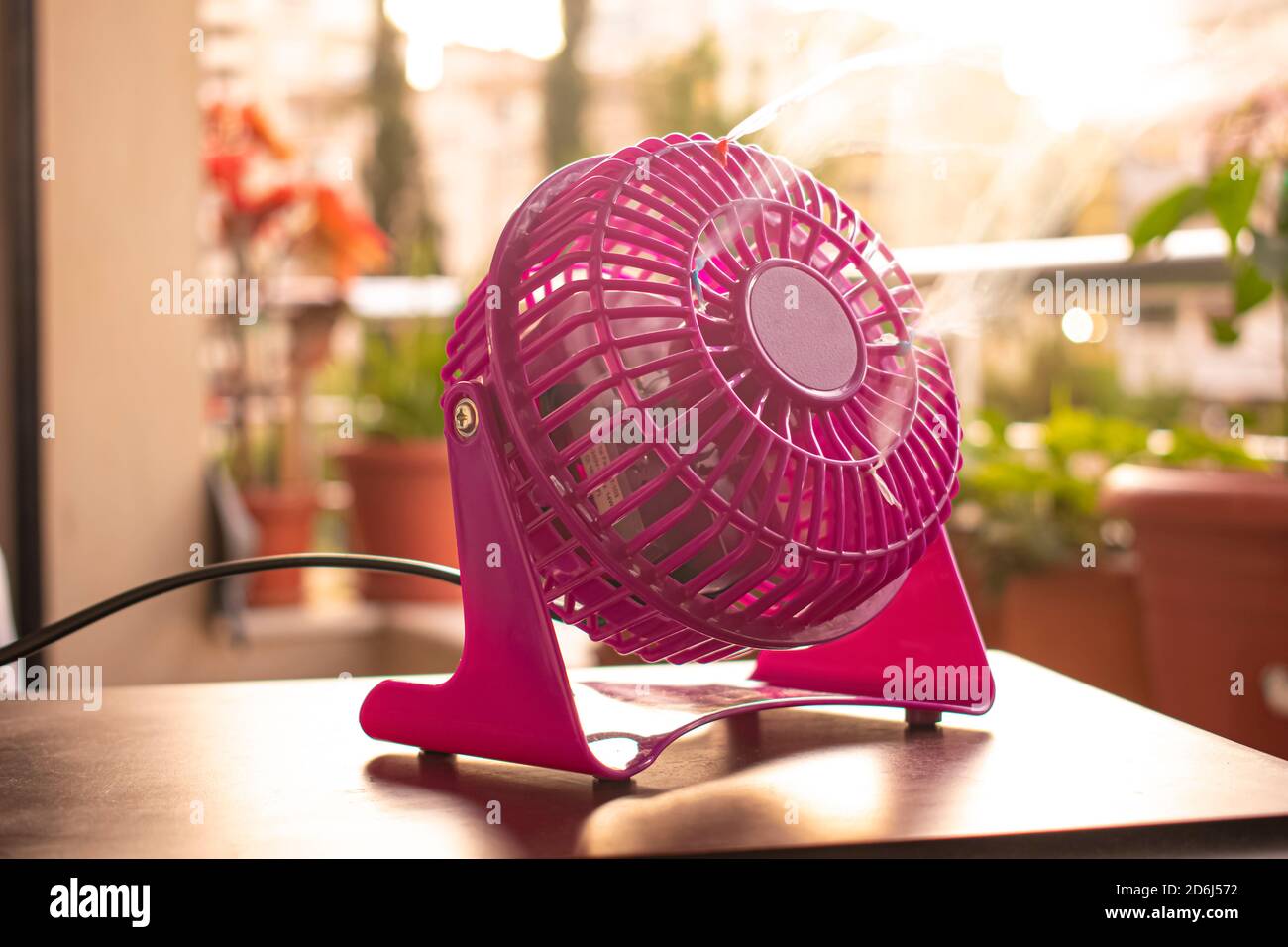 Electric fans hi-res stock photography and images - Alamy