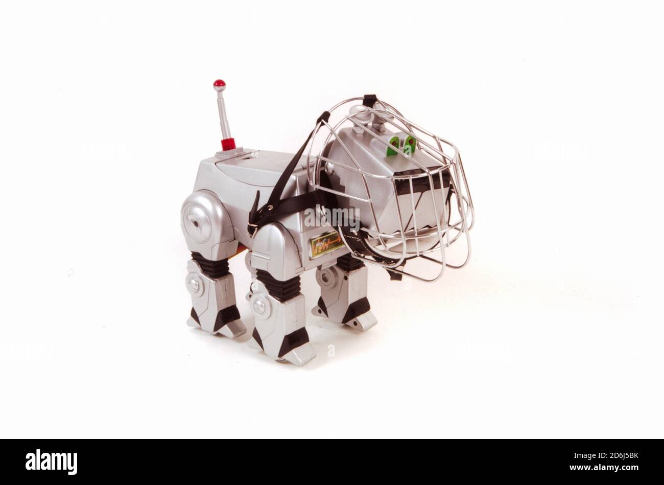 Toy robot dog fotografías e imágenes de alta resolución - Alamy