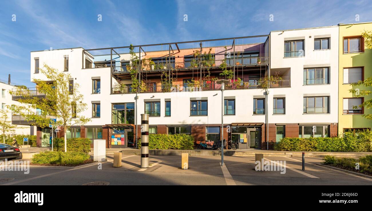 Stationary Speed Camera In Front Of A Modern Apartment Building Photo Inspiration