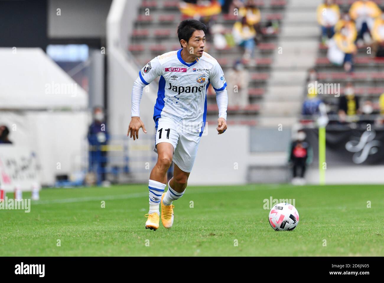 Fukuoka, Japan. Credit: MATSUO. 17th Oct, 2020. Keiji Tamada (V Varen) Football/Soccer : 2020 J2 League match between Giravanz Kitakyushu 1-1 V-Varen Nagasaki at Mikuni World Stadium Kitakyushu in Fukuoka, Japan. Credit: MATSUO .K/AFLO SPORT/Alamy Live News Stock Photo