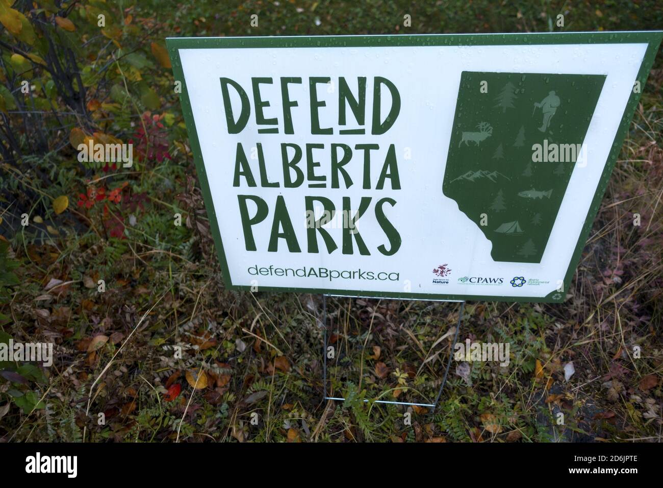 Defend Alberta Parks Petition Lawn Sign to ensure province parks remain protected Stock Photo