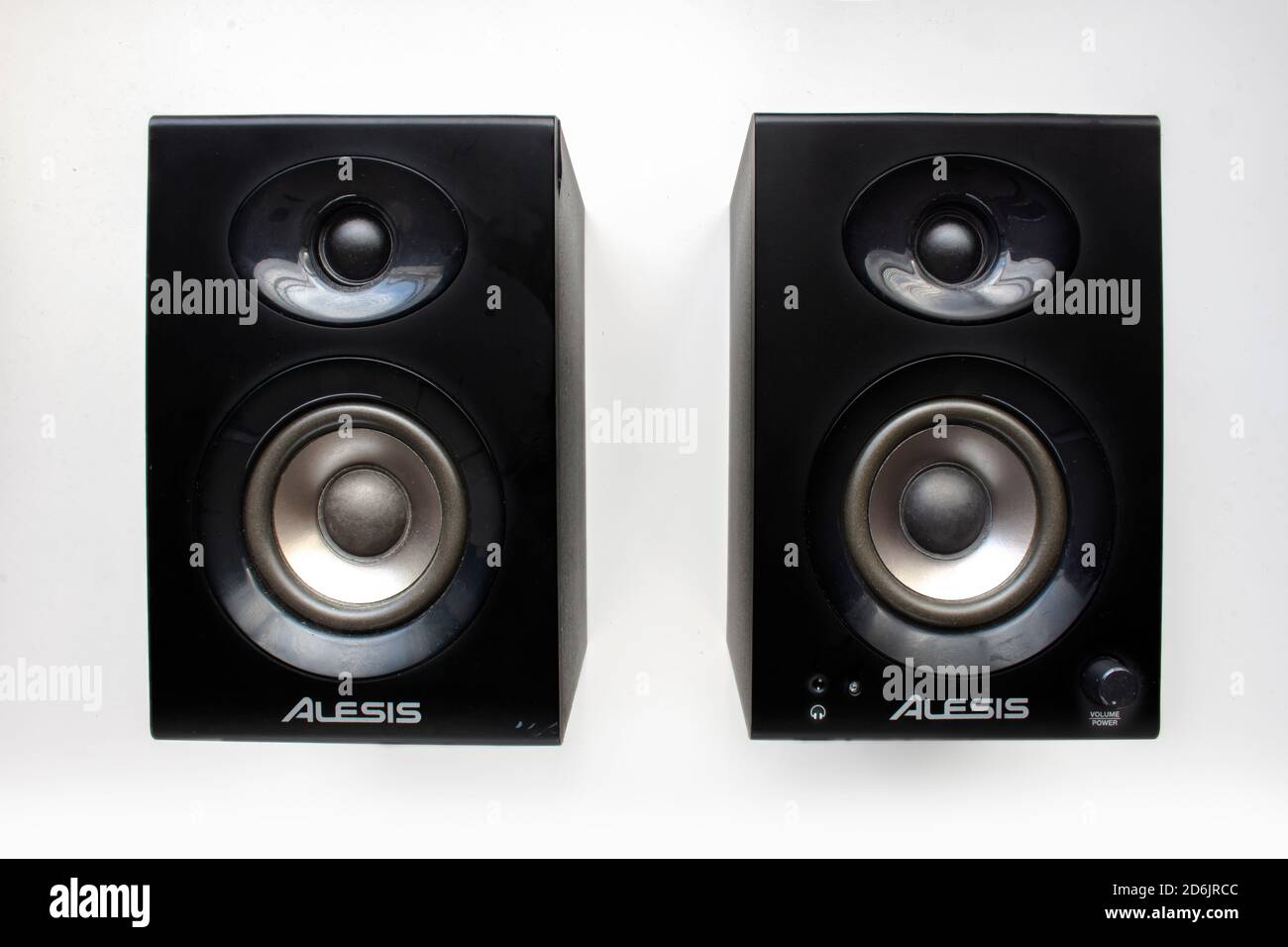 alesis elevate 3 speakers